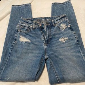 Easy breezy blue mom straight jeans